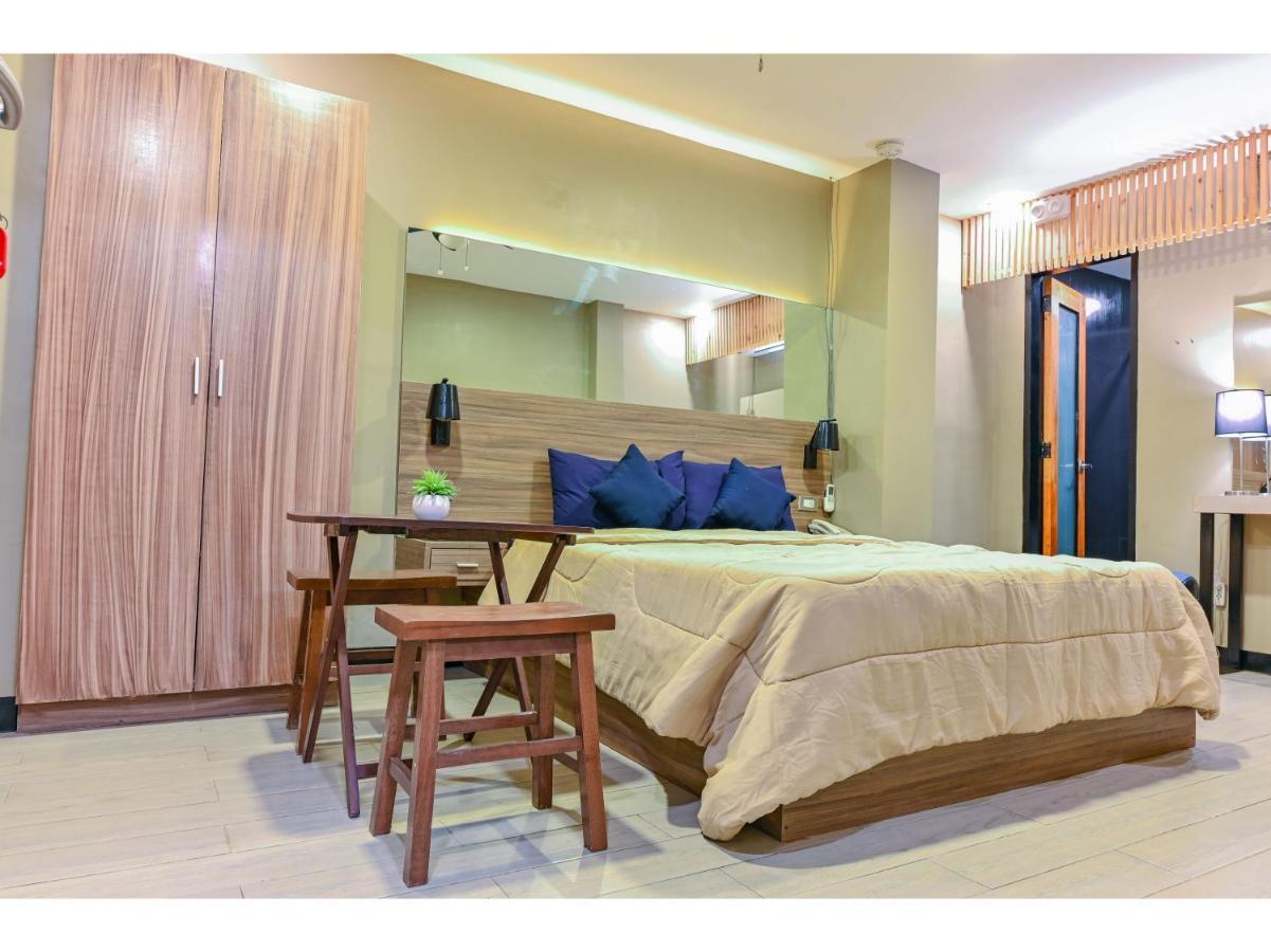 Capital O 890 Nami Hotel Tagaytay Tagaytay City Eksteriør bilde