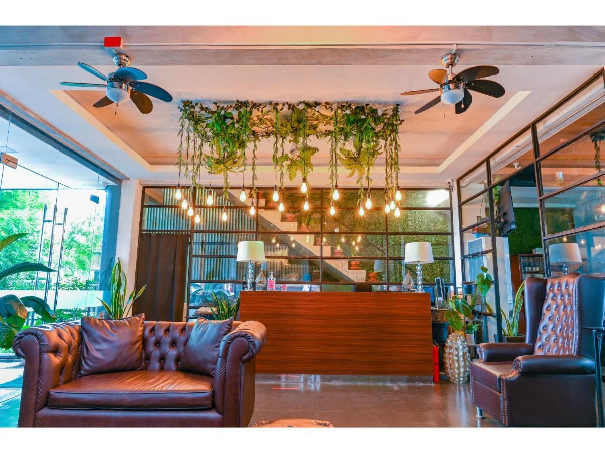 Capital O 890 Nami Hotel Tagaytay Tagaytay City Eksteriør bilde